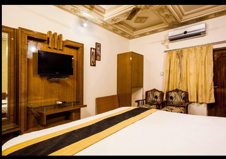 Hotel Bharat Niwas Bikaner Zewnętrze zdjęcie