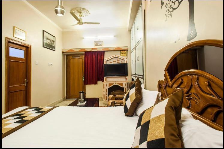 Hotel Bharat Niwas Bikaner Zewnętrze zdjęcie